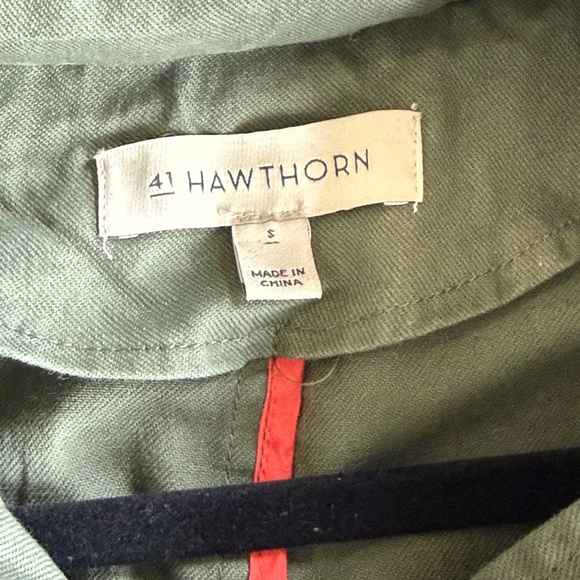 41 Hawthorn Vest Jacket in green with hood - Picture 9 of 9